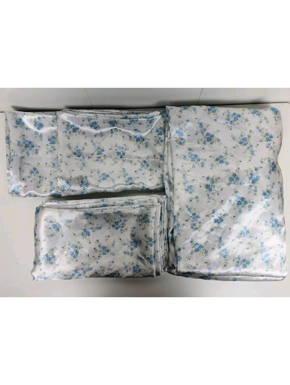 Laura Ashley Queen Satin Sheet Set Blue Floral